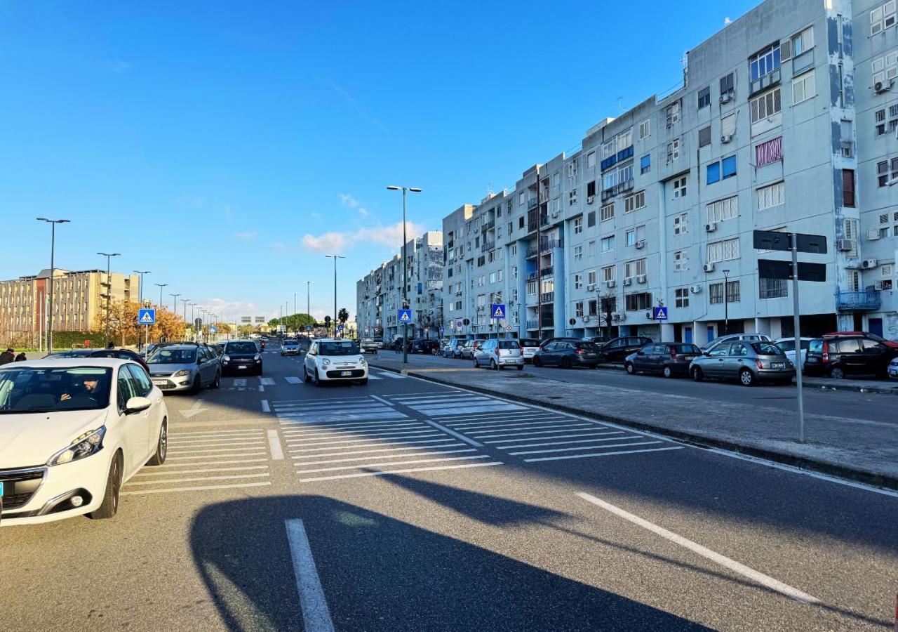 Ferienwohnung Ospedale Del Mare - Wi-Fi Gratis E Parcheggio Gratuito Neapel Exterior foto