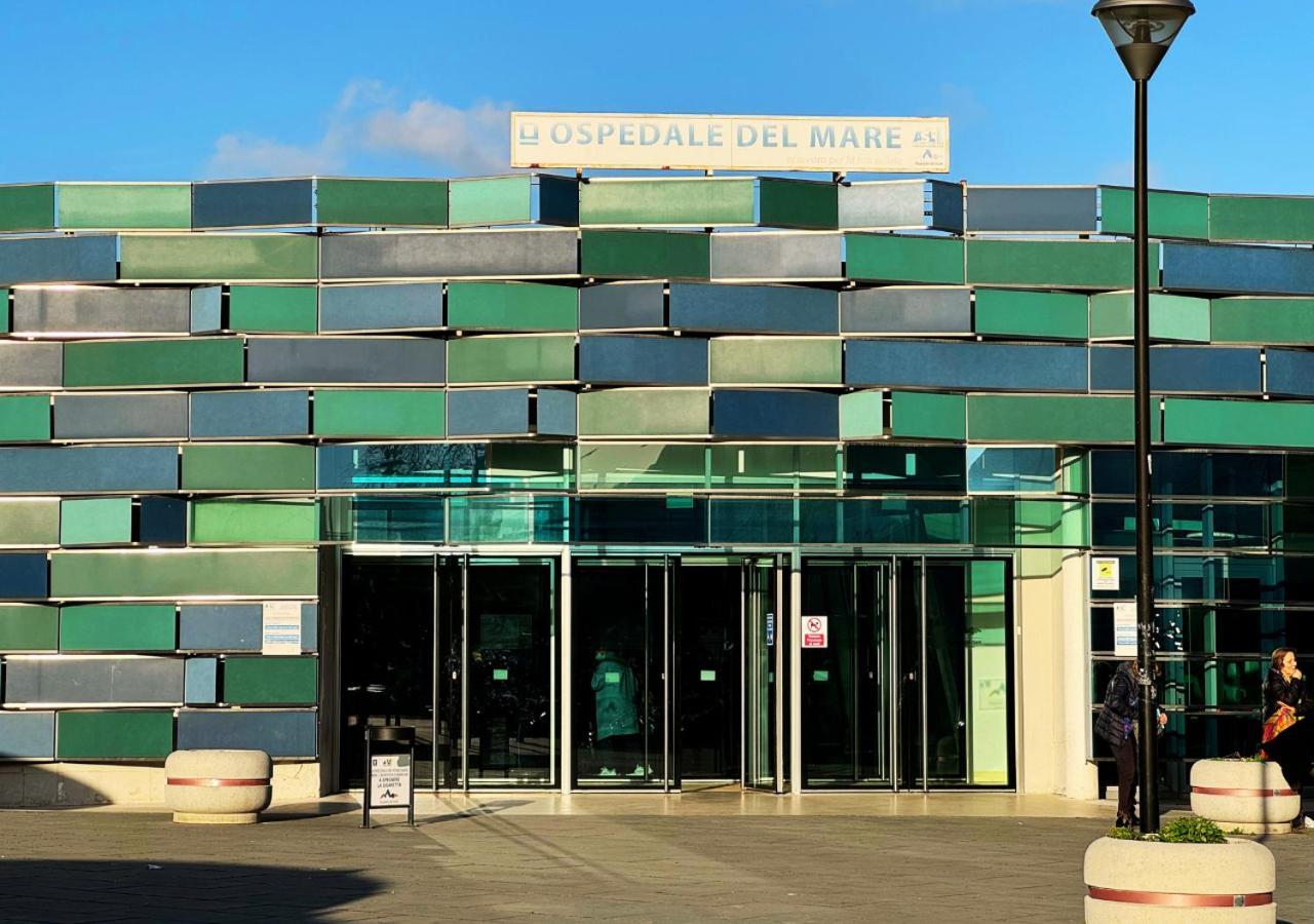 Ferienwohnung Ospedale Del Mare - Wi-Fi Gratis E Parcheggio Gratuito Neapel Exterior foto