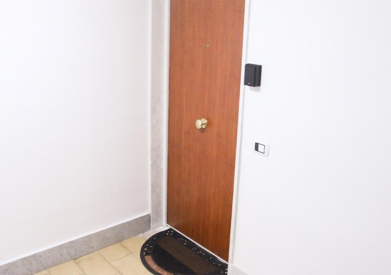 Ferienwohnung Ospedale Del Mare - Wi-Fi Gratis E Parcheggio Gratuito Neapel Exterior foto