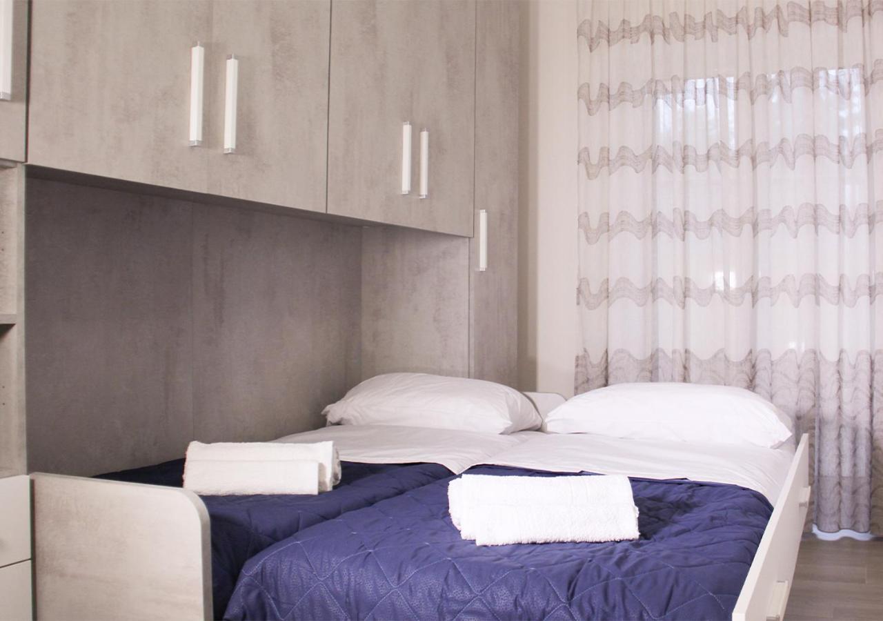 Ferienwohnung Ospedale Del Mare - Wi-Fi Gratis E Parcheggio Gratuito Neapel Exterior foto